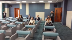 重庆市职校校长培训班来谈球吧考察学习