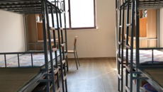 谈球吧开展寒假前环境卫生和安全大检查