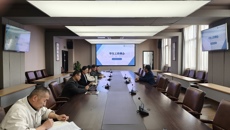 谈球吧召开学生工作例会