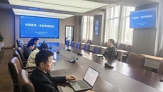 谈球吧召开校园宣传与文创制作专题会议