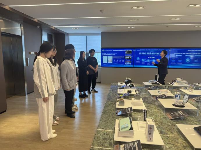入门科技展示（师生工作人员）